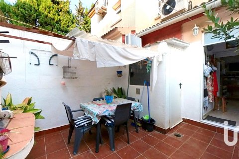 Casa adosada en venta en El Vendrell, Tarragona, España 5 dormitorios, 97 m2 No. 153311 - foto 24