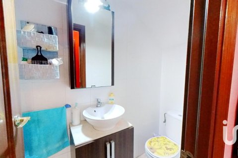 Casa adosada en venta en El Vendrell, Tarragona, España 5 dormitorios, 97 m2 No. 153311 - foto 19