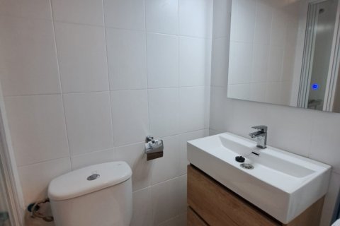 Huoneisto myytävänä Barcelona, Espanja, 3 makuuhuonetta, 60 m2 No. 153310 - kuva 26