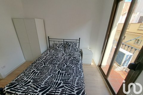 Huoneisto myytävänä Barcelona, Espanja, 3 makuuhuonetta, 60 m2 No. 153310 - kuva 9