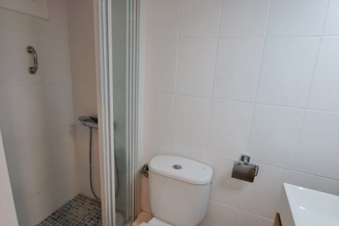 Huoneisto myytävänä Barcelona, Espanja, 3 makuuhuonetta, 60 m2 No. 153310 - kuva 16