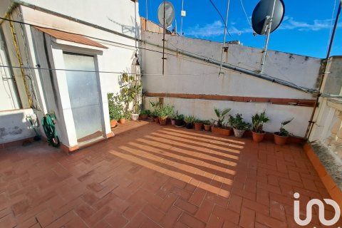 Huoneisto myytävänä Barcelona, Espanja, 3 makuuhuonetta, 60 m2 No. 153310 - kuva 19