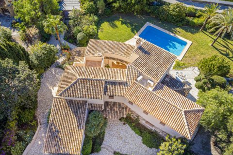 Villa a Javea, Alicante, Spagna 5 camere da letto, 382 mq. N° 147464