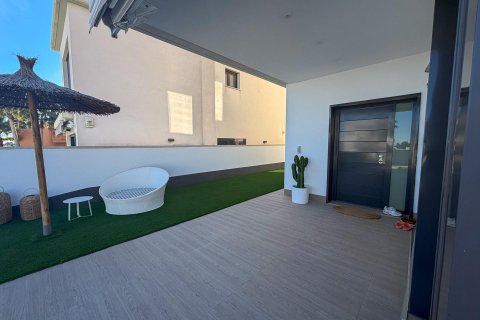 Villa in vendita a San Miguel de Salinas, Alicante, Spagna 4 camere da letto, 165 mq. N° 147467 - foto 5