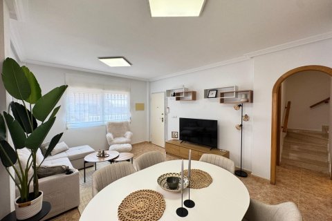 Dom w Los Dolses, Alicante, Hiszpania 3 sypialnie, 97 mkw. nr 143902 – zdjęcie 24