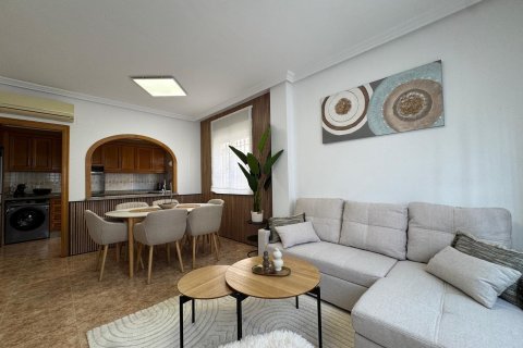 Dom w Los Dolses, Alicante, Hiszpania 3 sypialnie, 97 mkw. nr 143902 – zdjęcie 15