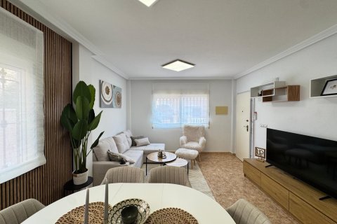 Dom w Los Dolses, Alicante, Hiszpania 3 sypialnie, 97 mkw. nr 143902 – zdjęcie 23