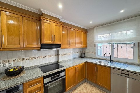 Dom w Los Dolses, Alicante, Hiszpania 3 sypialnie, 97 mkw. nr 143902 – zdjęcie 30