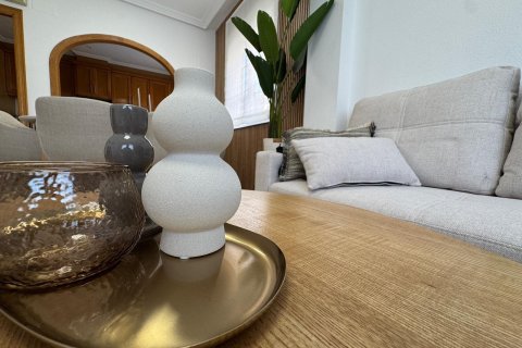 Dom w Los Dolses, Alicante, Hiszpania 3 sypialnie, 97 mkw. nr 143902 – zdjęcie 20