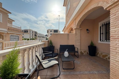 Dom w Los Dolses, Alicante, Hiszpania 3 sypialnie, 97 mkw. nr 143902 – zdjęcie 10