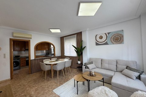 Dom w Los Dolses, Alicante, Hiszpania 3 sypialnie, 97 mkw. nr 143902 – zdjęcie 14