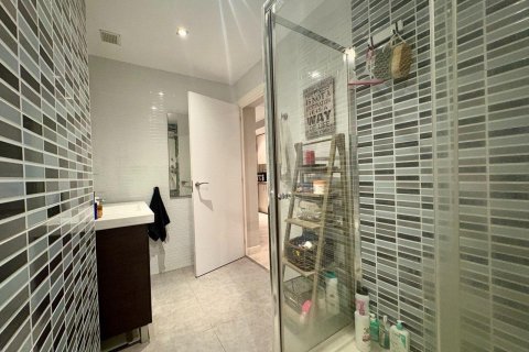 Penthouse w Madrid, Hiszpania 2 sypialnie, 86 mkw. nr 143904 – zdjęcie 19