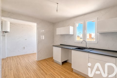 Продажа квартиры в Альморади, Аликанте, Испания 4 спальни, 114м2 №184730 - фото 2