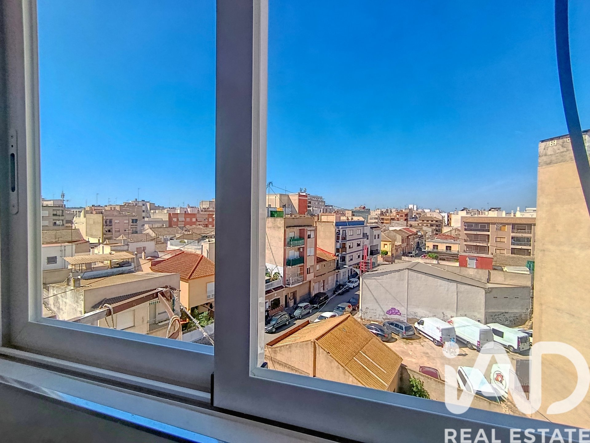 Apartment in Almoradi, Alicante, Spain 4 bedrooms, 114 sq.m. No. 184730