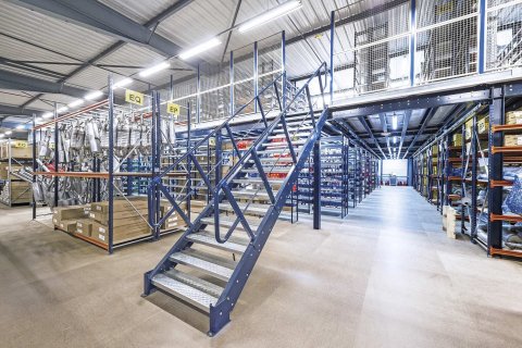 Lokal usługowy w Santa Margarida i els Monjos, Barcelona, Hiszpania 2315 mkw. nr 141063 – zdjęcie 1