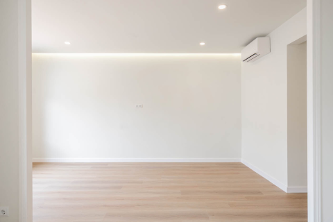 Apartamento en venta en Barcelona, España 3 dormitorios, 73 m2 No. 141061 - foto 9