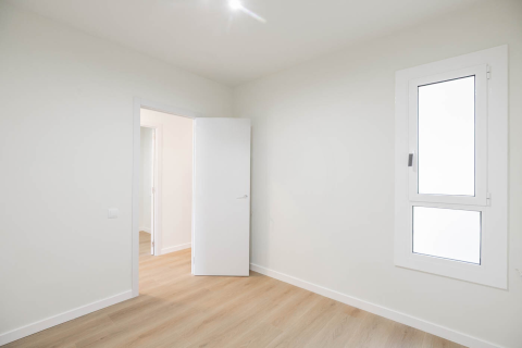 Apartamento en venta en Barcelona, España 3 dormitorios, 73 m2 No. 141061 - foto 11