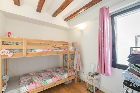 Huoneisto myytävänä Barcelona, Espanja, 3 makuuhuonetta, No. 141066 - kuva 17