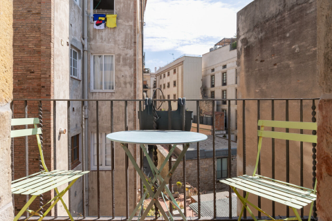 Huoneisto myytävänä Barcelona, Espanja, 3 makuuhuonetta, No. 141066 - kuva 8