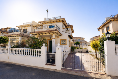 Townhouse in Cabo Roig, Alicante, Spanien 2 Schlafzimmer, 85 m2 Nr. 151800