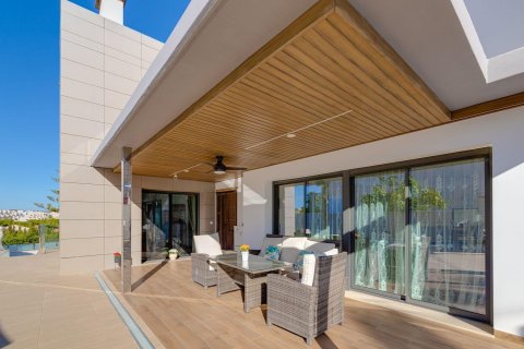 Villa pārdošanā Torrevieja, Alicante, Spānijā 3 istabas, 461 m2 Nr. 151798 - attēls 4