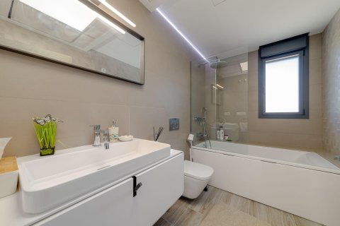 Villa pārdošanā Torrevieja, Alicante, Spānijā 3 istabas, 461 m2 Nr. 151798 - attēls 19