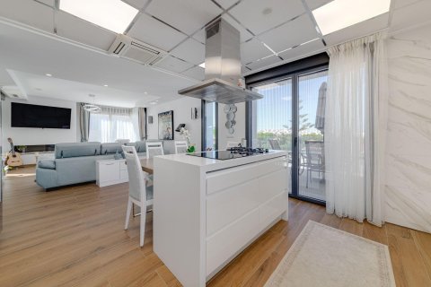 Villa pārdošanā Torrevieja, Alicante, Spānijā 3 istabas, 461 m2 Nr. 151798 - attēls 12
