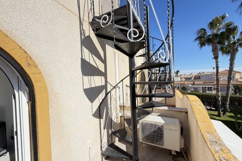 Kaupunkipientalo myytävänä La Florida, Alicante, Espanja, 2 makuuhuonetta, 75 m2 No. 151794 - kuva 14