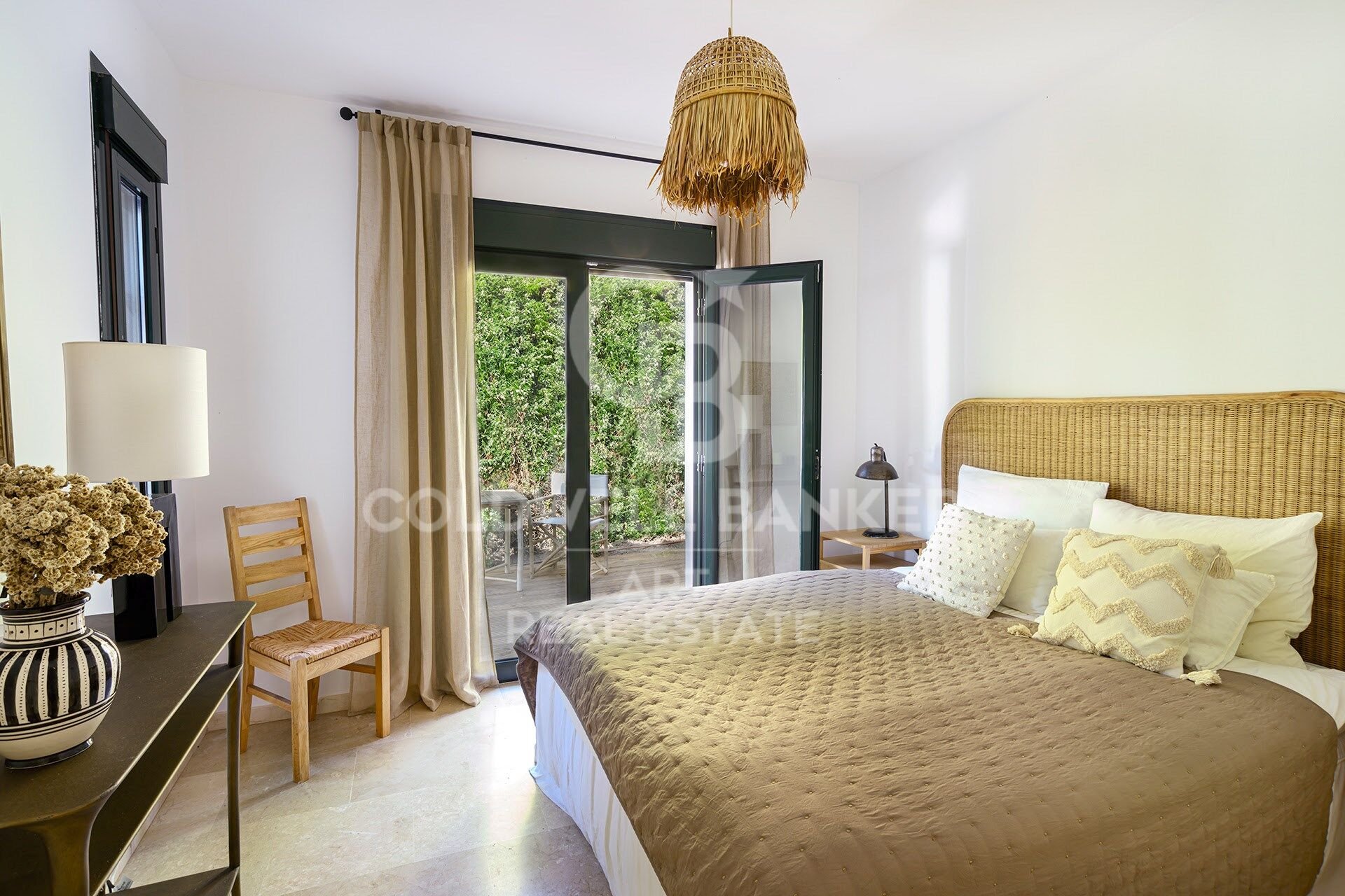Villa Estepona, Malaga, Spānijā 4 istabas, 447 m2 Nr. 179097