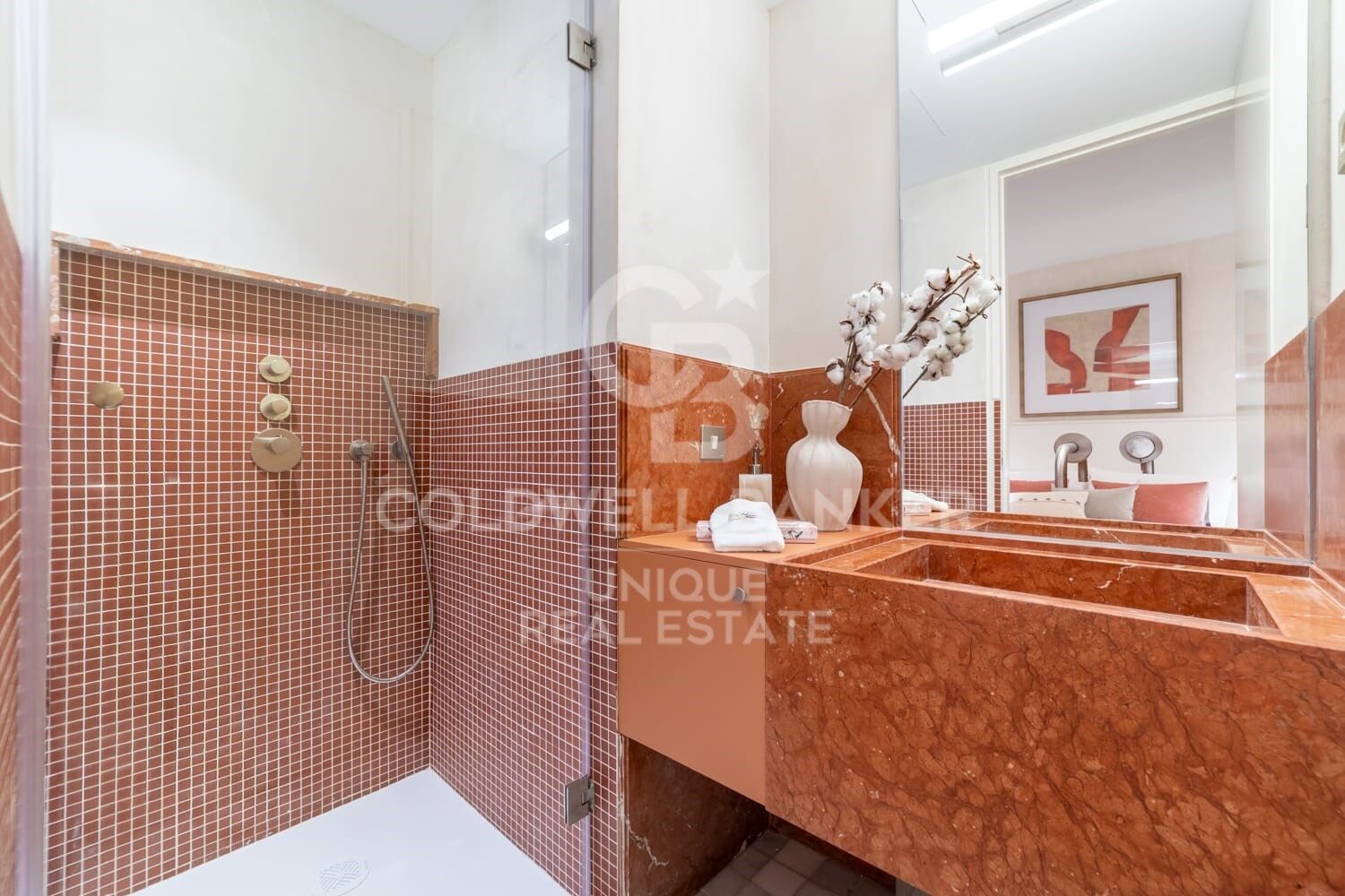 Appartamento a Madrid, Spagna 2 camere da letto, 175 mq. N° 179100