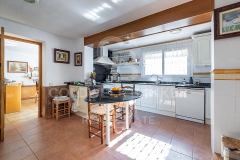 Сasa en venta en Matadepera, Barcelona, España 7 dormitorios,  No. 179102 - foto 22