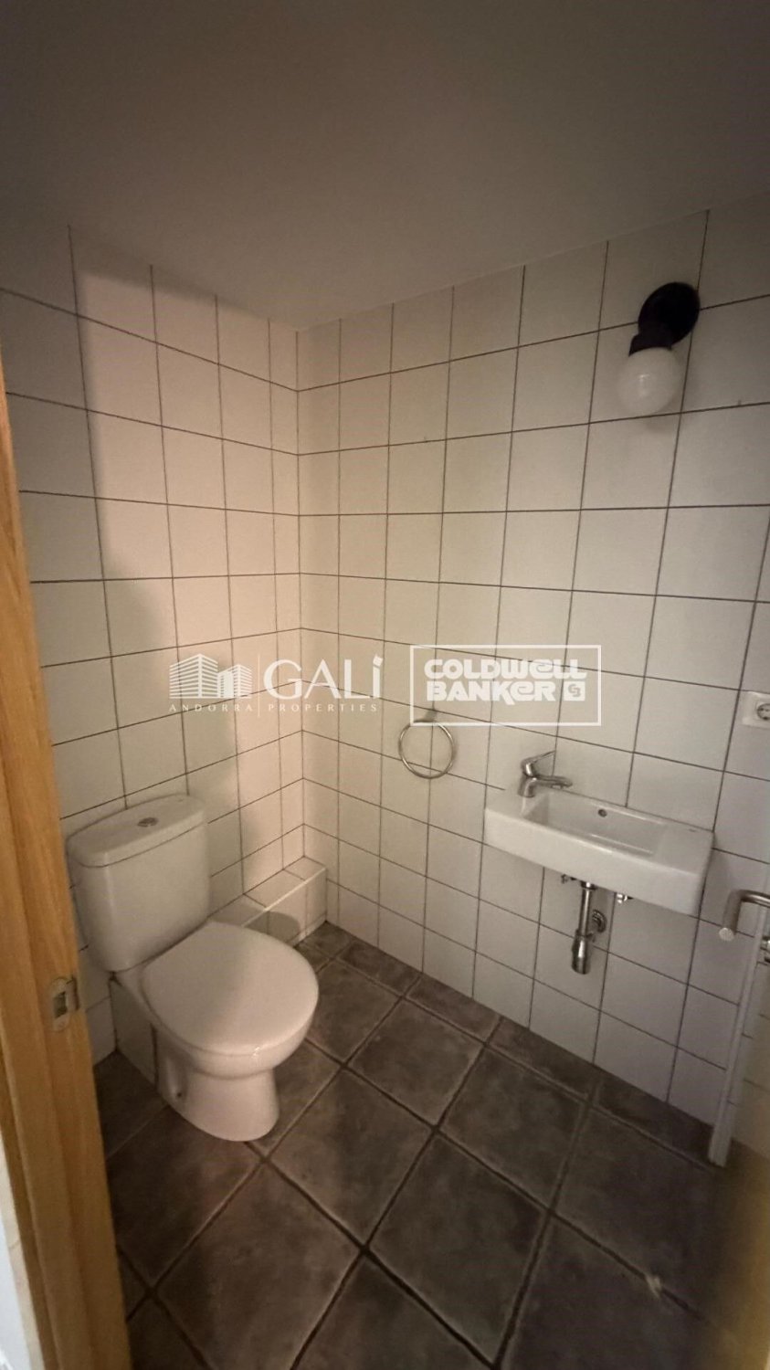 Dom w Principado De Andorra (Ninguna Poblacion Tiene C.P.), Lleida, Hiszpania 5 sypialni, 387 mkw. nr 179099