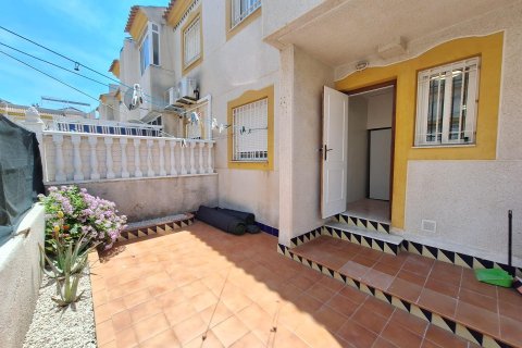Bungalow en venta en Torrevieja, Alicante, España 1 dormitorio, 56 m2 No. 167547 - foto 14