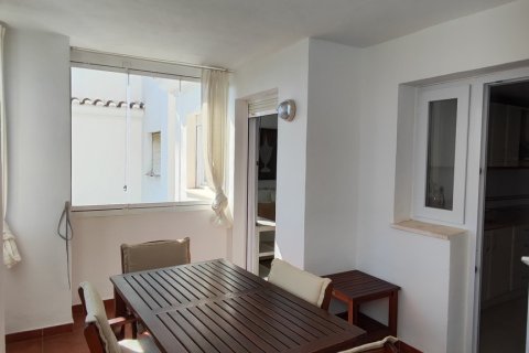 Huoneisto vuokrattavana Estepona, Malaga, Espanja, 2 makuuhuonetta, 95 m2 No. 167548 - kuva 3