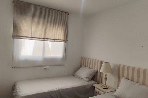 Huoneisto vuokrattavana Estepona, Malaga, Espanja, 2 makuuhuonetta, 95 m2 No. 167548 - kuva 15