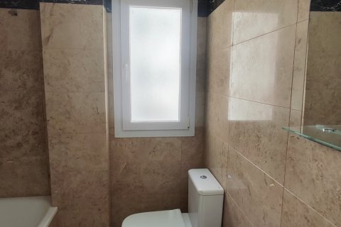 Huoneisto vuokrattavana Estepona, Malaga, Espanja, 2 makuuhuonetta, 95 m2 No. 167548 - kuva 13