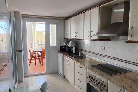 Huoneisto vuokrattavana Estepona, Malaga, Espanja, 2 makuuhuonetta, 95 m2 No. 167548 - kuva 10