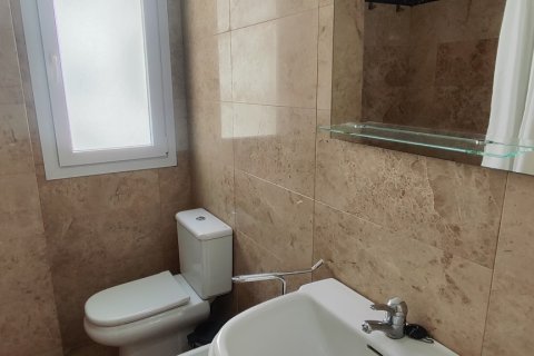 Huoneisto vuokrattavana Estepona, Malaga, Espanja, 2 makuuhuonetta, 95 m2 No. 167548 - kuva 12