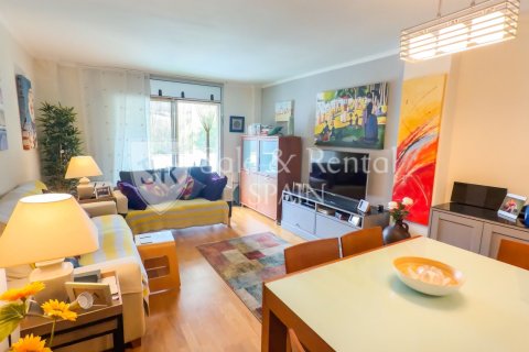 Apartamento en venta en Tossa de Mar, Gerona, España 3 dormitorios, 88 m2 No. 167546 - foto 2