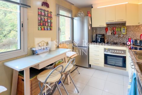 Apartamento en venta en Tossa de Mar, Gerona, España 3 dormitorios, 88 m2 No. 167546 - foto 17