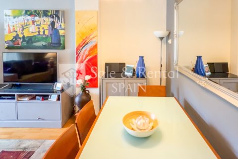 Apartamento en venta en Tossa de Mar, Gerona, España 3 dormitorios, 88 m2 No. 167546 - foto 3