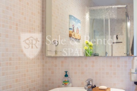 Apartamento en venta en Tossa de Mar, Gerona, España 3 dormitorios, 88 m2 No. 167546 - foto 29