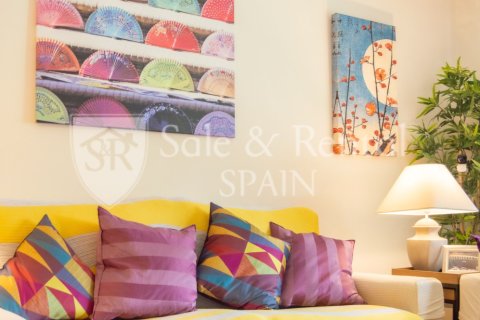 Apartamento en venta en Tossa de Mar, Gerona, España 3 dormitorios, 88 m2 No. 167546 - foto 5