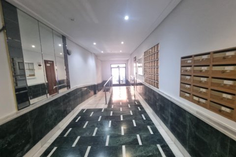 Huoneisto myytävänä Torrevieja, Alicante, Espanja, 3 makuuhuonetta, 105 m2 No. 190156 - kuva 3