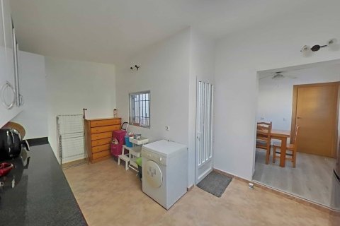 Продажа бунгало в Сан-Педро-дель-Пинатар, Мурсия, Испания 2 спальни, 70м2 №190152 - фото 11