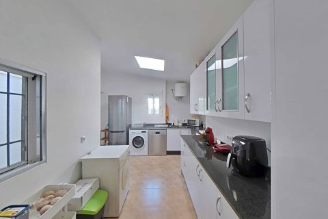 Продажа бунгало в Сан-Педро-дель-Пинатар, Мурсия, Испания 2 спальни, 70м2 №190152 - фото 16