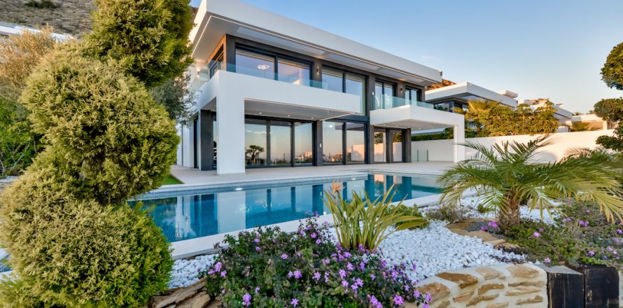 Villa i Finestrat, Alicante, Spanien 8 sovrum, 998 kvm. Nr. 148381