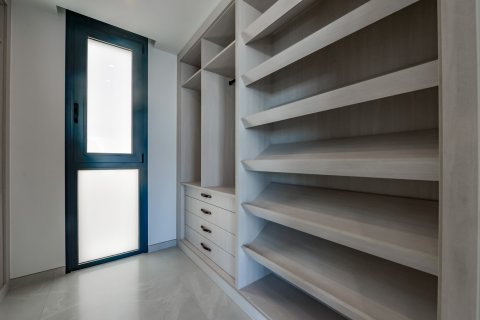 Villa till salu i Finestrat, Alicante, Spanien 8 sovrum, 998 kvm. Nr. 148381 - foto 19