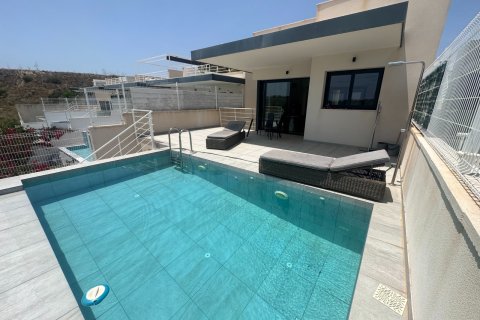 Villa à San Miguel de Salinas, Alicante, Espagne 5 chambres, 236 m2 No. 190290