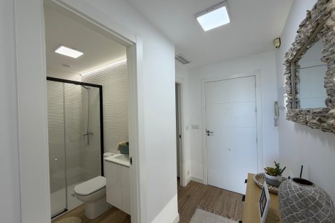 Huoneisto myytävänä Punta Prima, Alicante, Espanja, 3 makuuhuonetta, 92 m2 No. 190293 - kuva 13